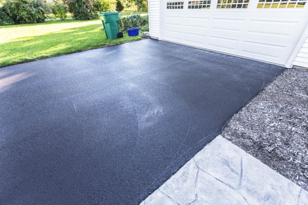 Cost of Blacktop Driveway Service in Shingle Springs